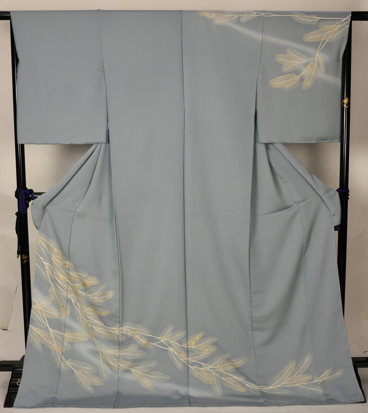 朧花地白付若松文様訪問着