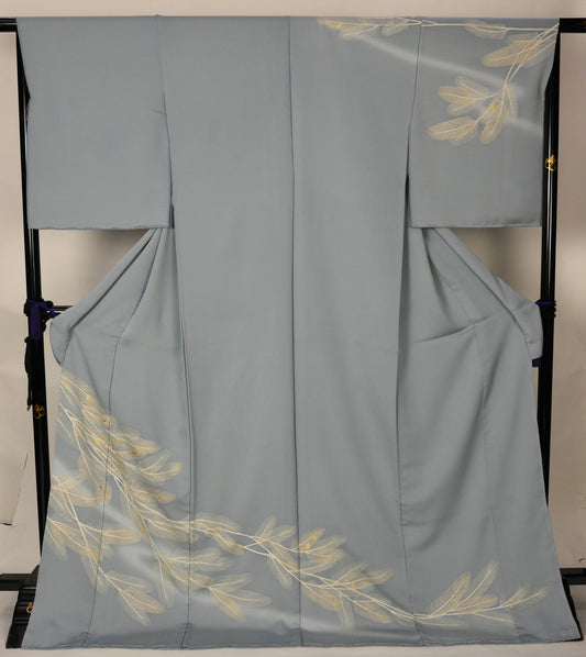 朧花地白付若松文様訪問着